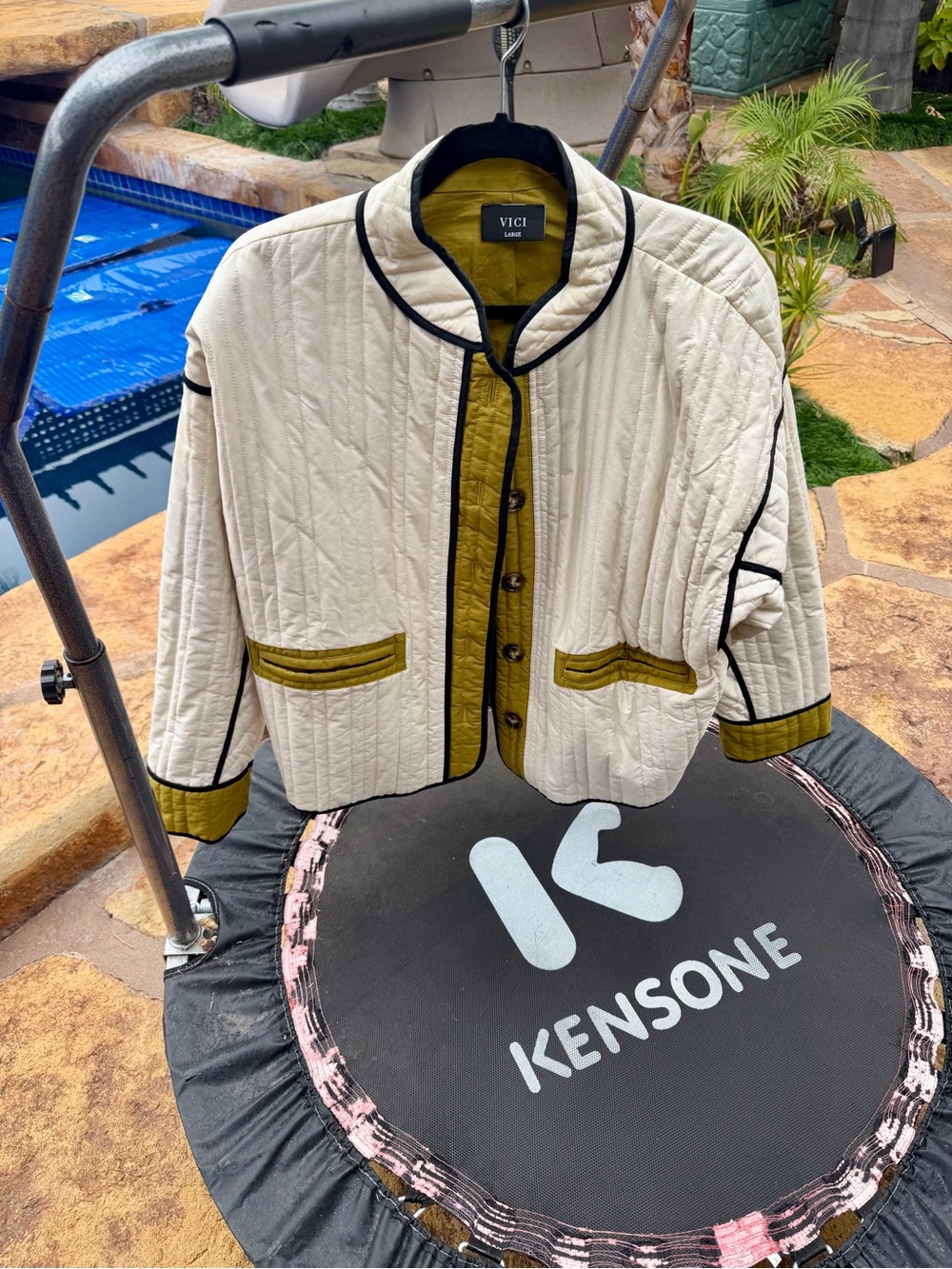 VICI Cream Quilted Jacket with Olive Accents and Black Piping like new‼️